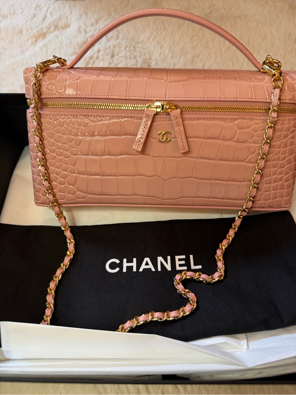 RARE NEW Chanel 26B Pink Embossed Croc Large 25cm Slim Vanity